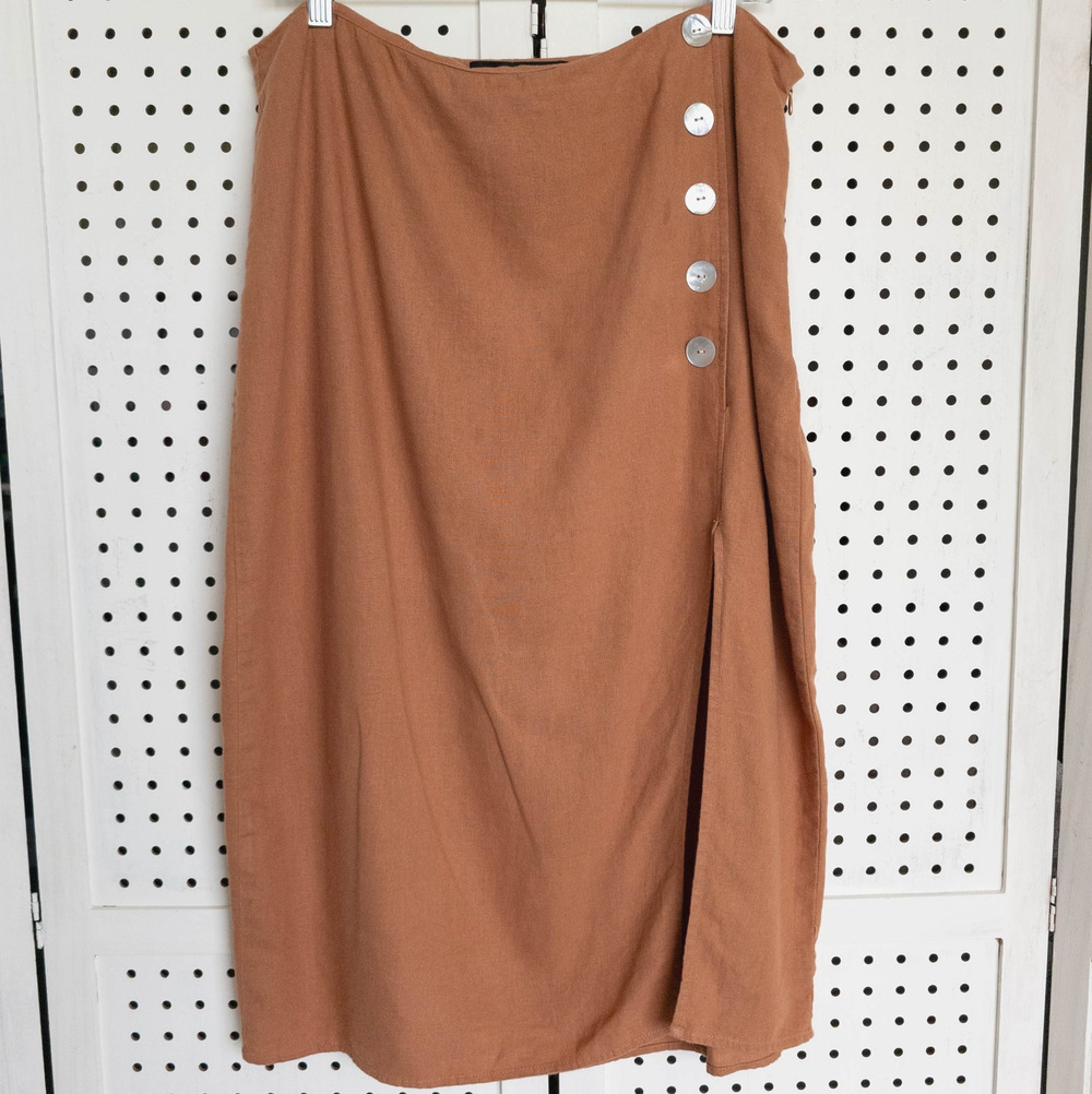Marc New York Linen Skirt Womens L Orange Rust Front Side Slit Abalone Buttons